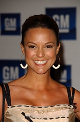 Eva Larue